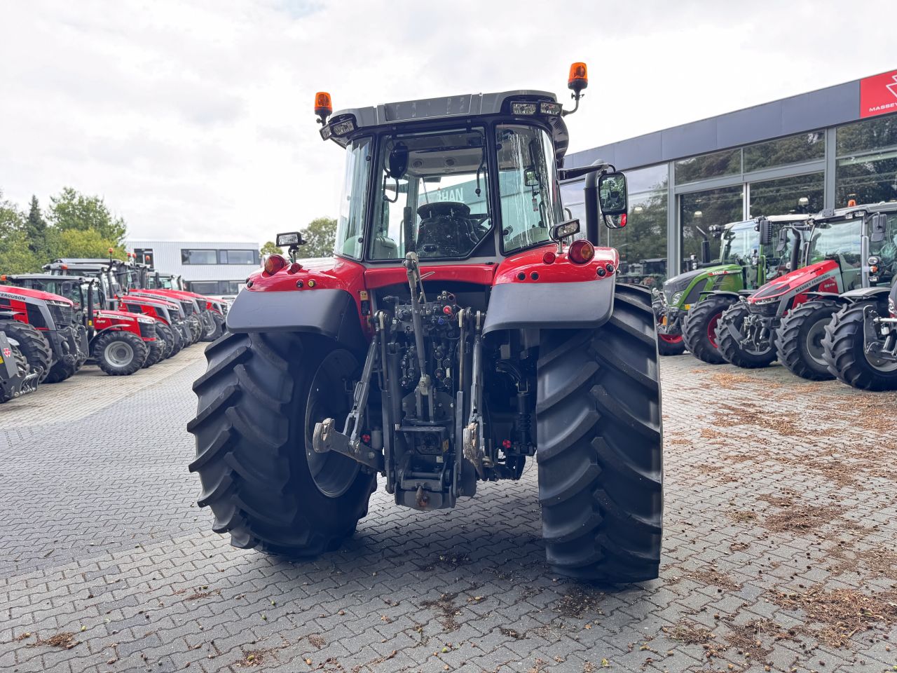 Massey Ferguson 7s.180 Dyna6 Efficient