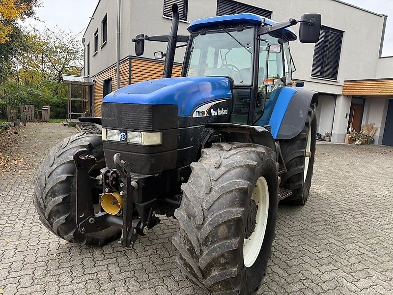 New Holland TM 190