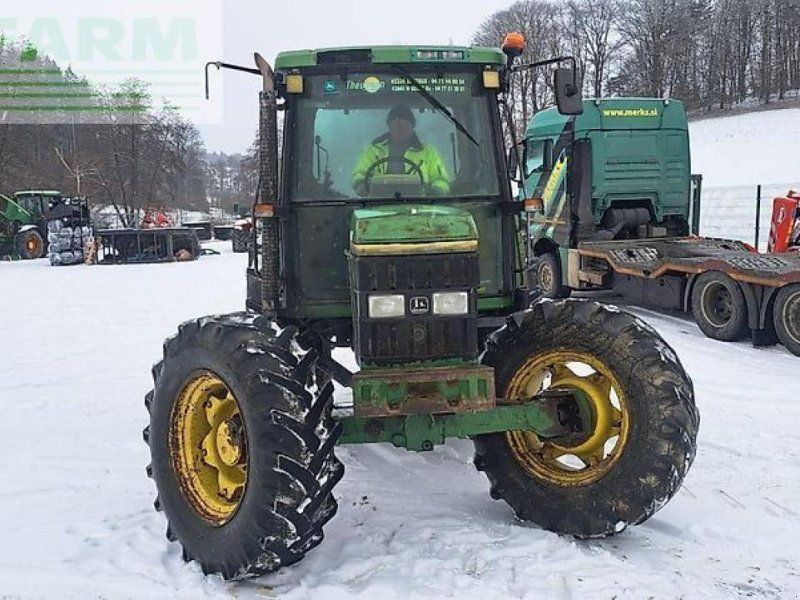 John Deere 6400