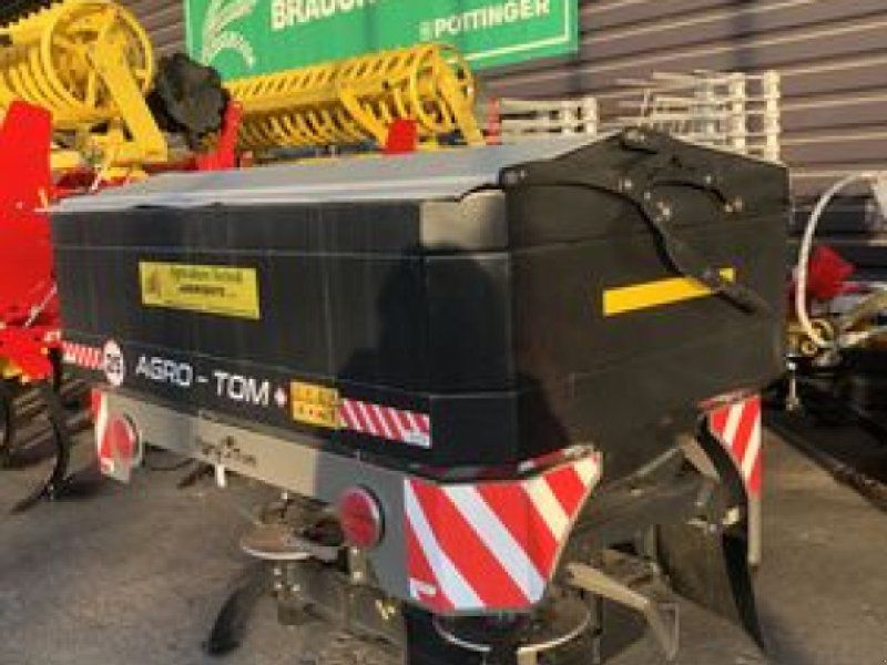 2 Scheibenstreuer, RNHXL 1800 lt. (12359)