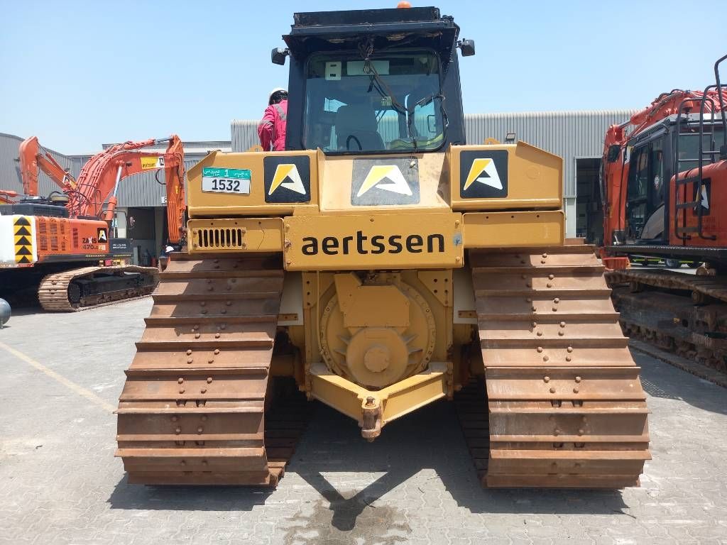 CAT D6R LGP (Abu Dhabi)