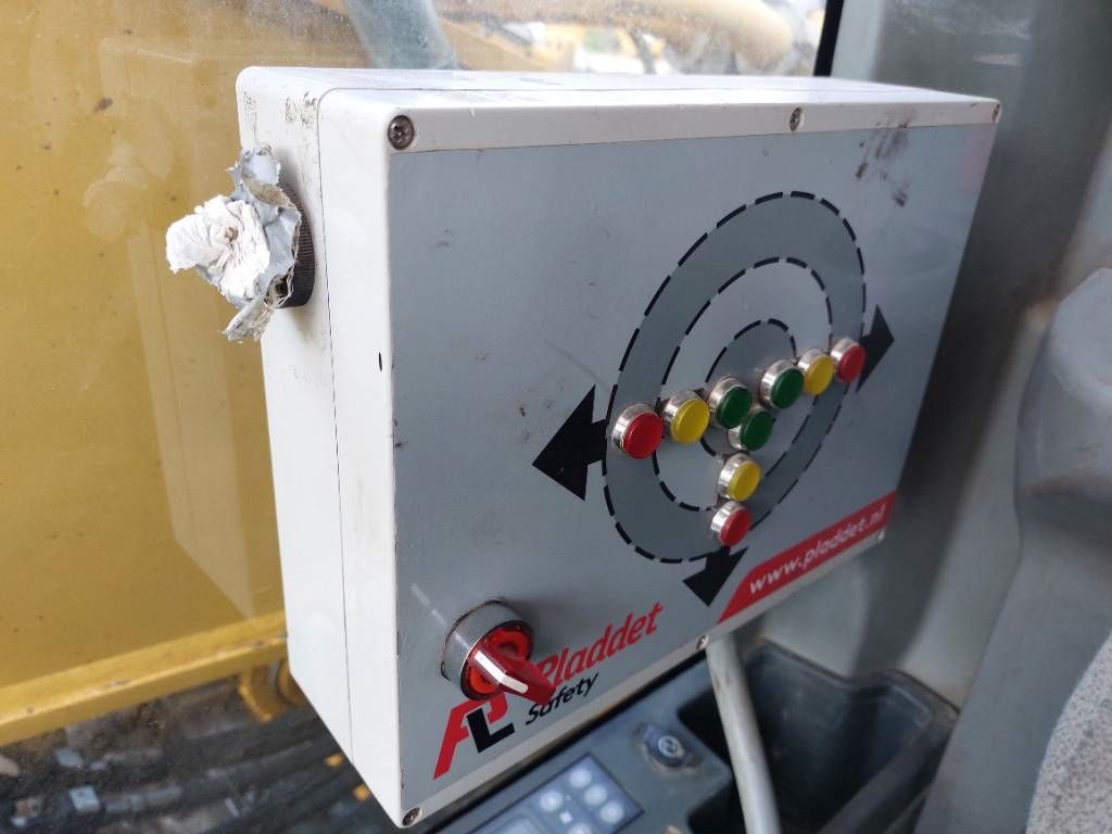 CAT 352 FL XE MHD (17m demoliton)