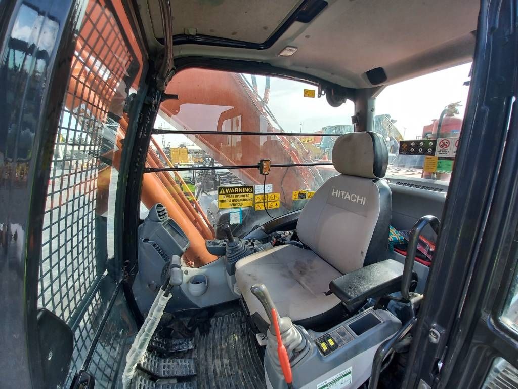 Hitachi ZX350H-5G (Abu Dhabi)
