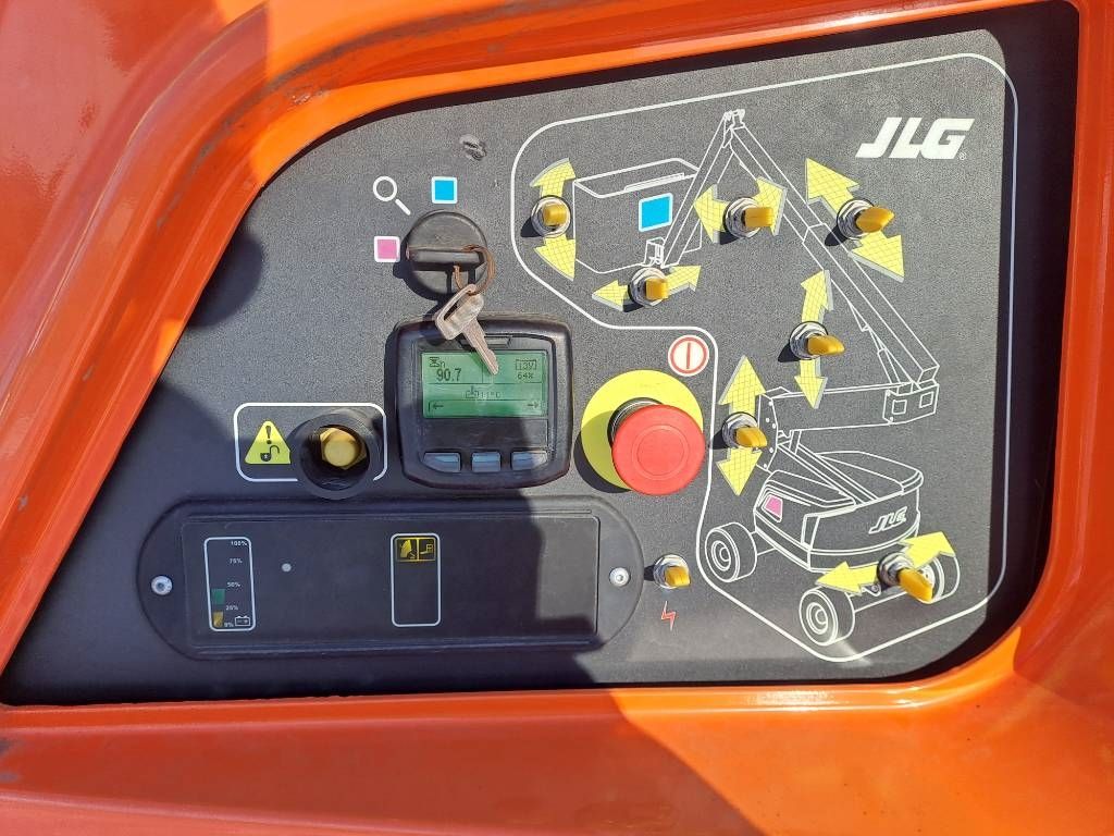 JLG EC520AJ