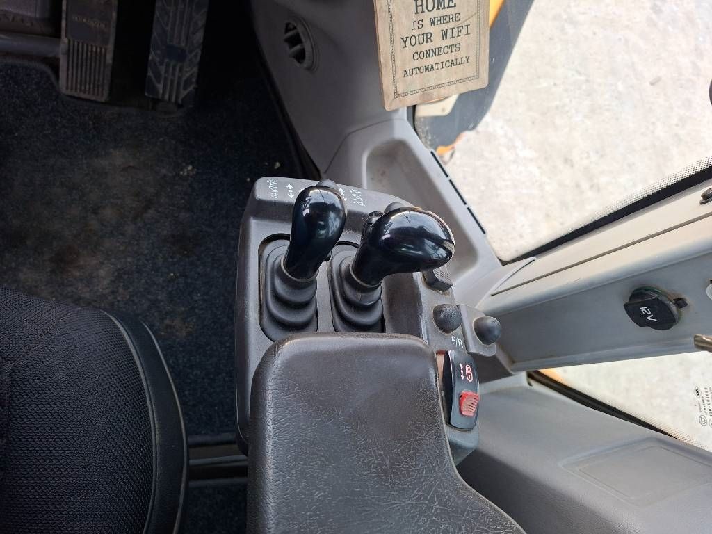 Volvo L 150 H (New Tyres)