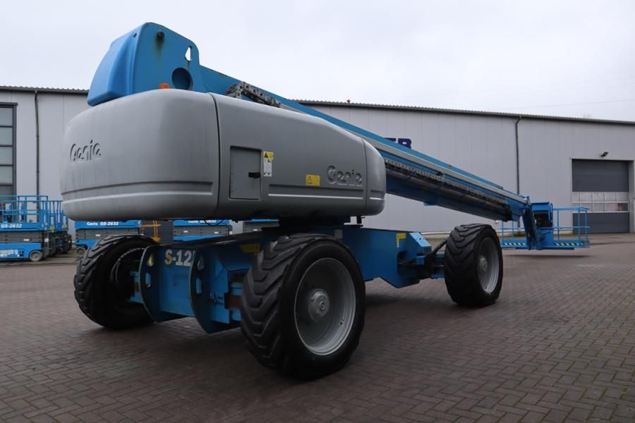 Genie S125 Diesel, 4x4x4 Drive, 40.1m Working Height, 24