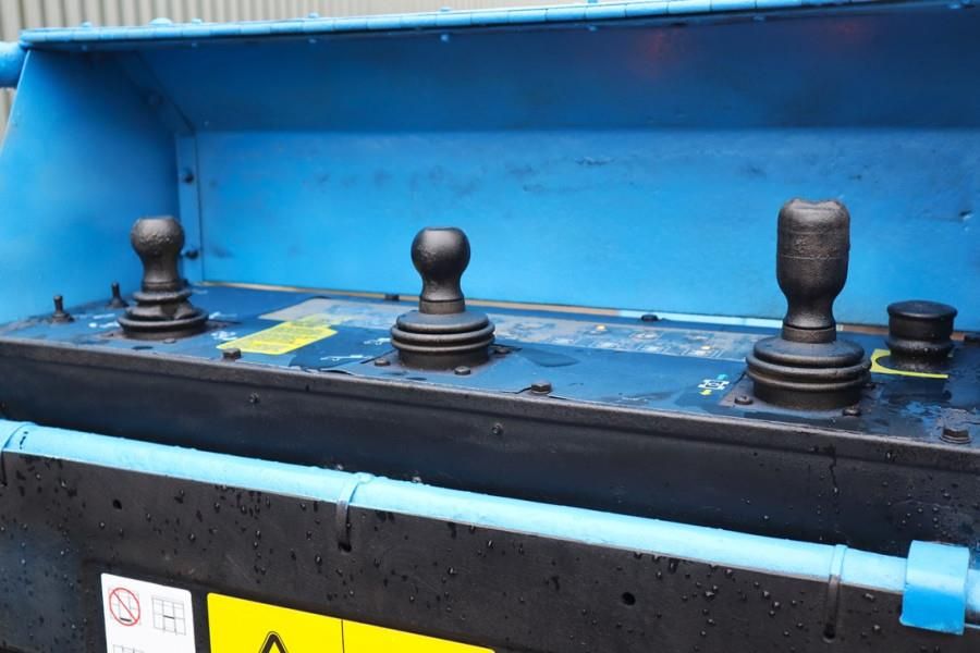 Genie S125 Diesel, 4x4x4 Drive, 40.1m Working Height, 24