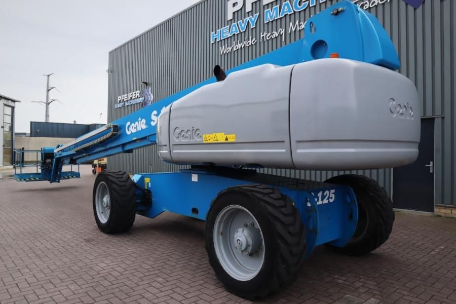 Genie S125 Diesel, 4x4x4 Drive, 40.1m Working Height, 24