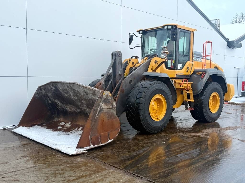 Volvo L120H - 3rd Function / Quick Coupler