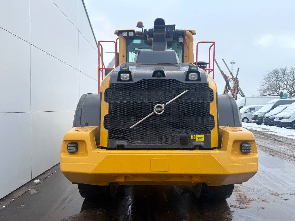 Volvo L120H - 3rd Function / Quick Coupler