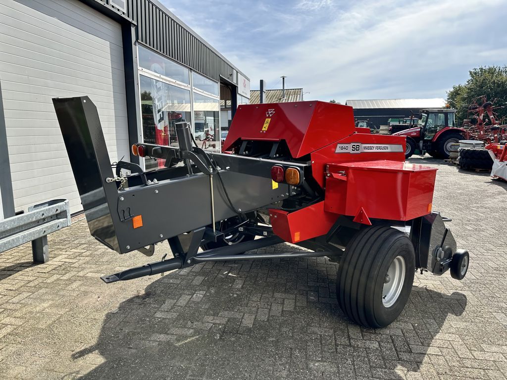 Massey Ferguson 1840