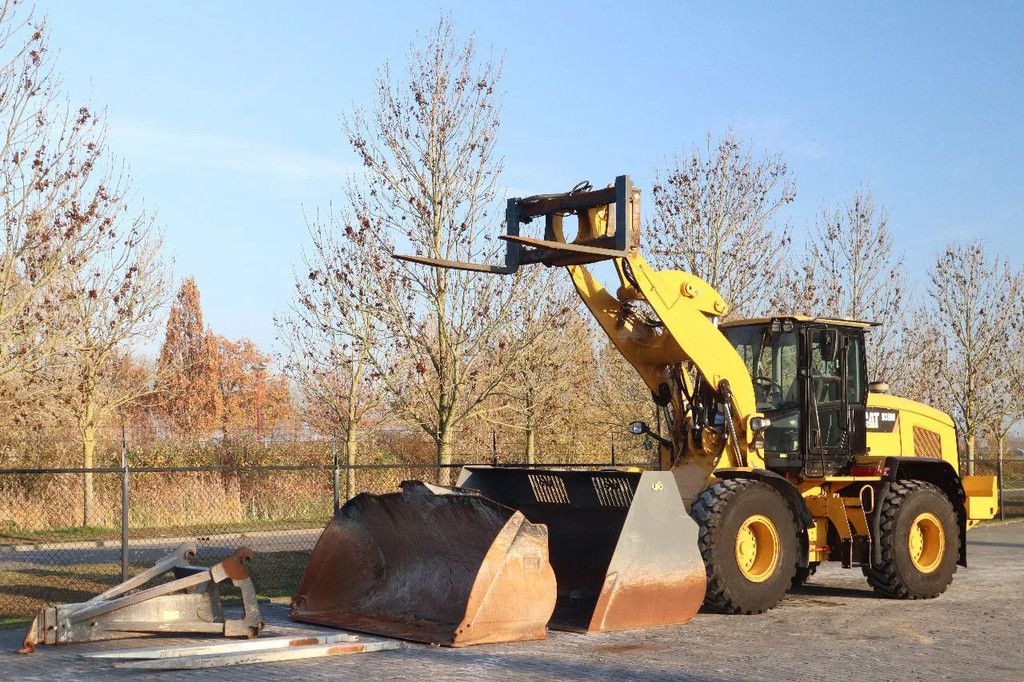 Caterpillar 938 M | 2X BUCKET | JIB | FORKS | BSS | GOOD CONDITION