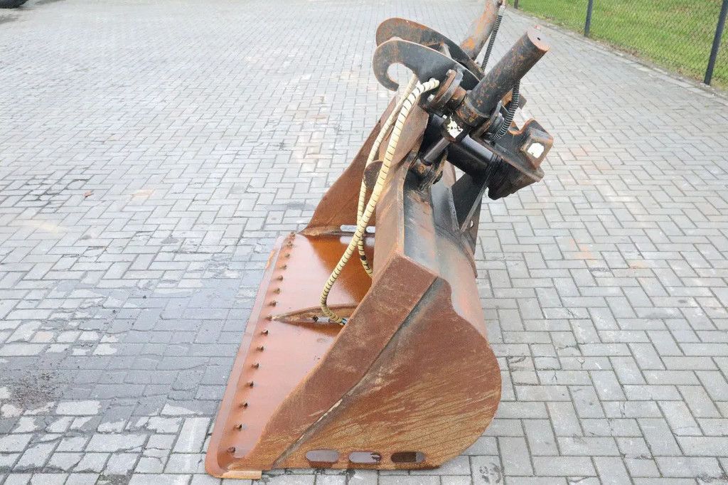 Onbekend CW30 | TILT BUCKET | TILT SCHAUFEL | KANTELBAK