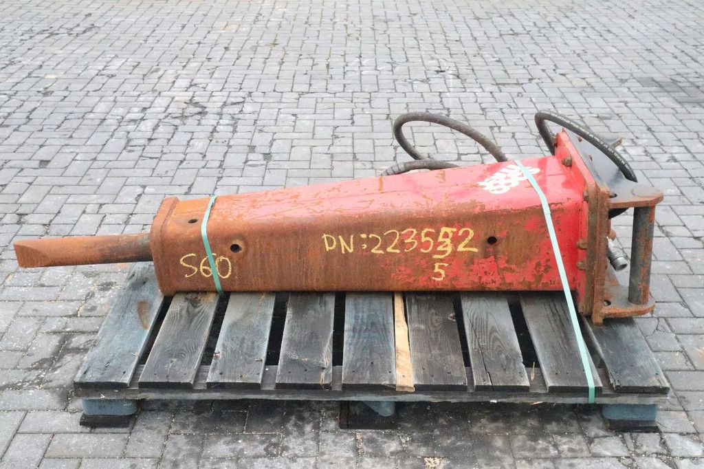 RAMMER HAMMER | S60 | HYDRAULIC BREAKER