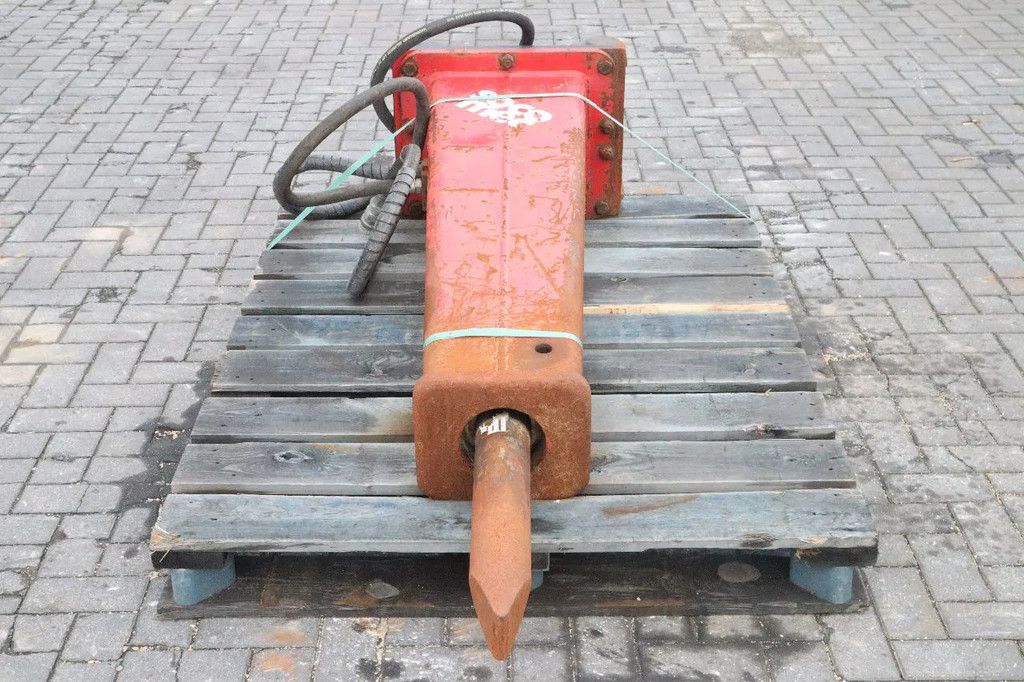 RAMMER HAMMER | S60 | HYDRAULIC BREAKER