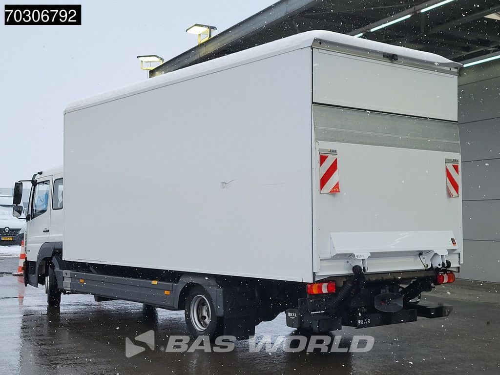 Mercedes Atego 821 4X2 8tonner Automatic crewcab 6 seats 1000kg Ladebordwand Euro 6