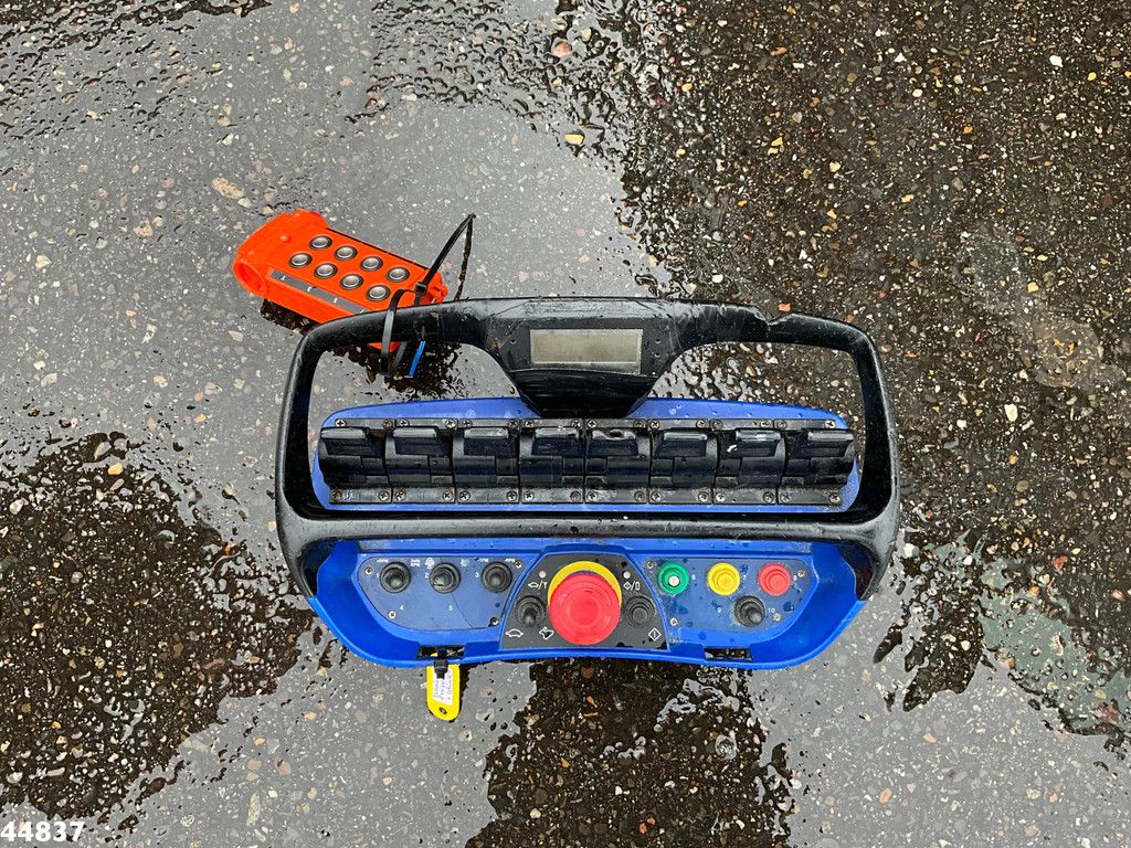 Scania G480 8x4 HMF 60 Tonmeter laadkraan + Fly-jib