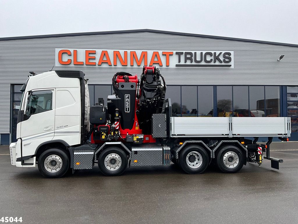 Volvo FH 540 8x2 Fassi 145 Tonmeter laadkraan + Fly-JIb Just 7.187 Km! Demo voertuig!