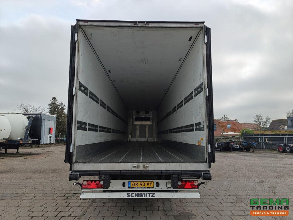 Schmitz Cargobull SCB S3B 3-axle Schmitz - Disc brakes - Refrigerated/Frozen Transport - Carrier Vector 1550 - 3747 hours - Pallet boxes - 09/2026 MOT