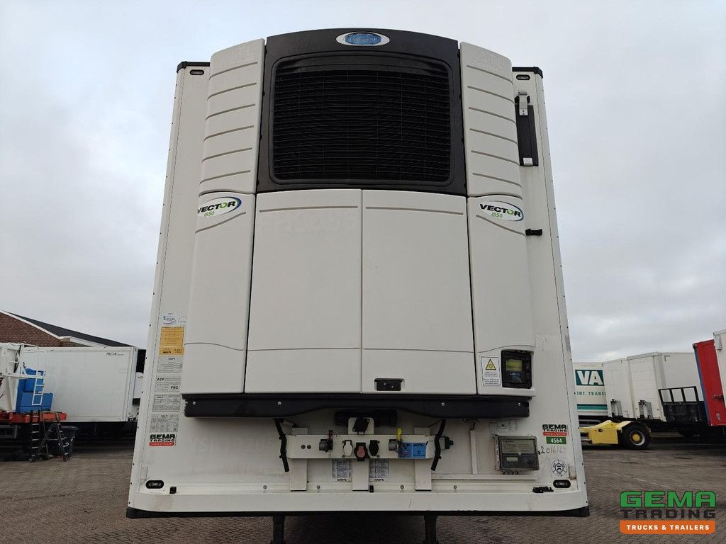 Schmitz Cargobull SCB S3B 3-axle Schmitz - Disc brakes - Refrigerated/Frozen Transport - Carrier Vector 1550 - 3747 hours - Pallet boxes - 09/2026 MOT