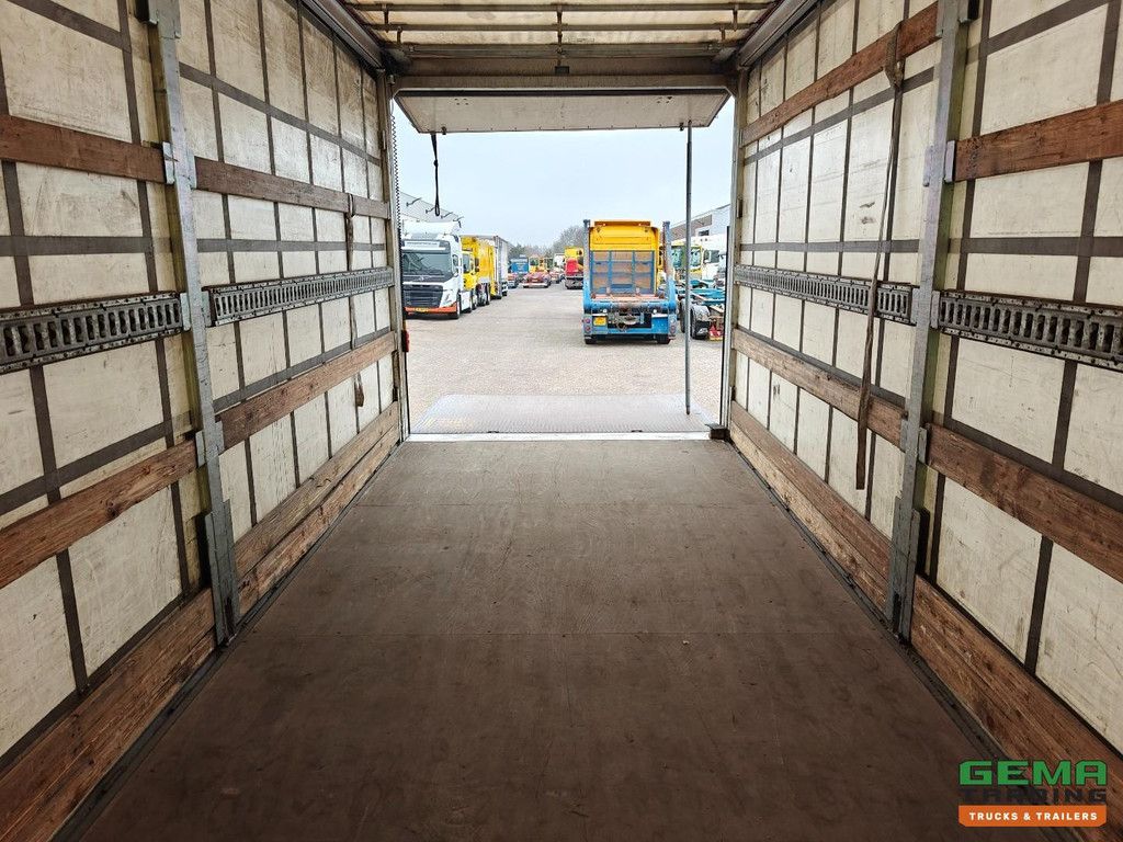 Iveco Eurocargo 150-250 4x2 Sleeper Cab Euro6A - Sliding tarpaulin 6.4 + Tail lift 2000kg - Sliding roof