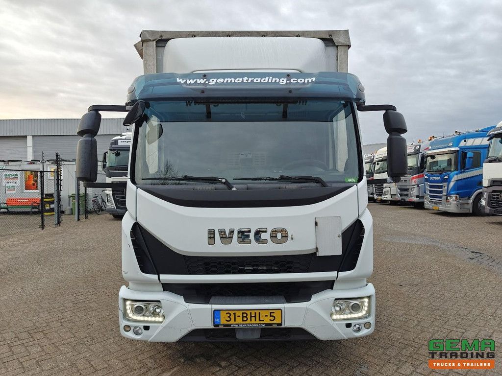 Iveco 80-210 Eurocargo 4x2 Dagcab Euro6A - Schuifzeilenbak/dak 6.6m - Laadklep 1500KG