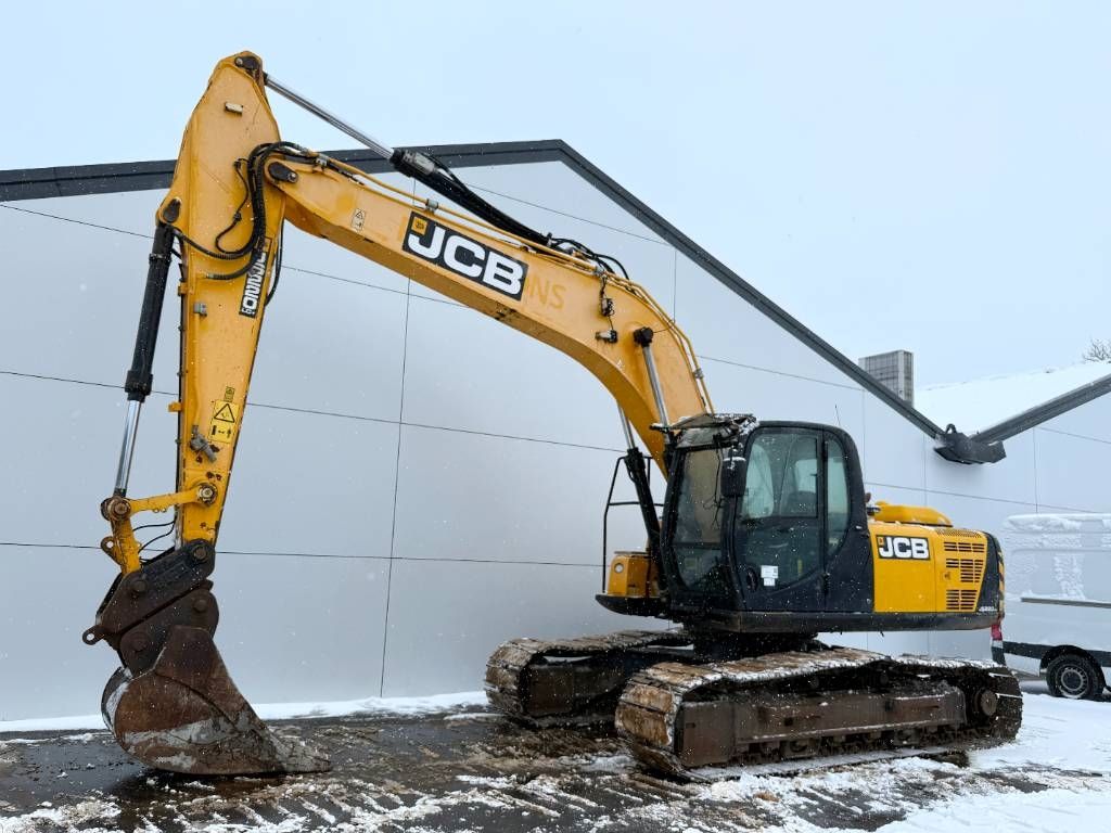 JCB JS220LC - Hammer Lines / Quick Coupler / Camera