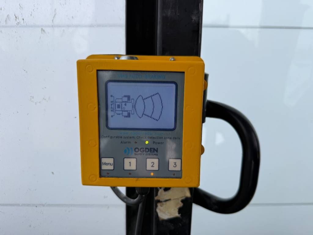 CAT 928G - Automatic Greasing / Weight System