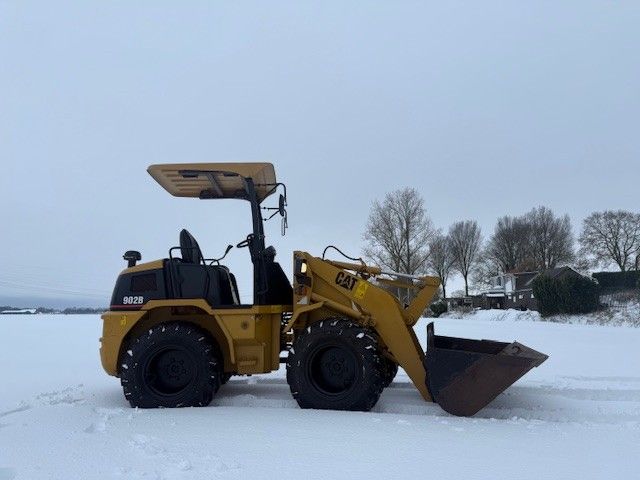 Caterpillar 902B Wiellader