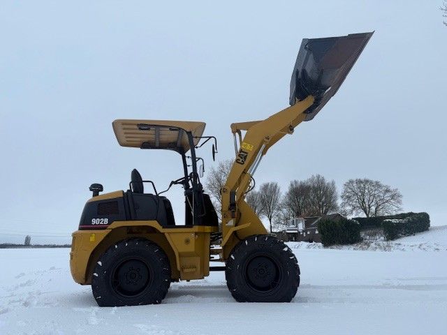 Caterpillar 902B Wiellader