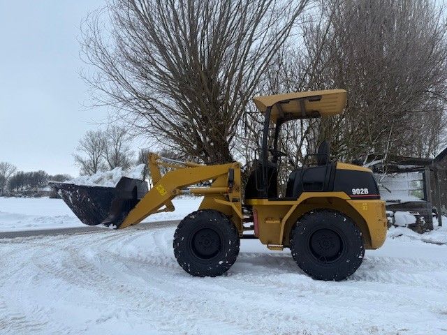 Caterpillar 902B Wiellader