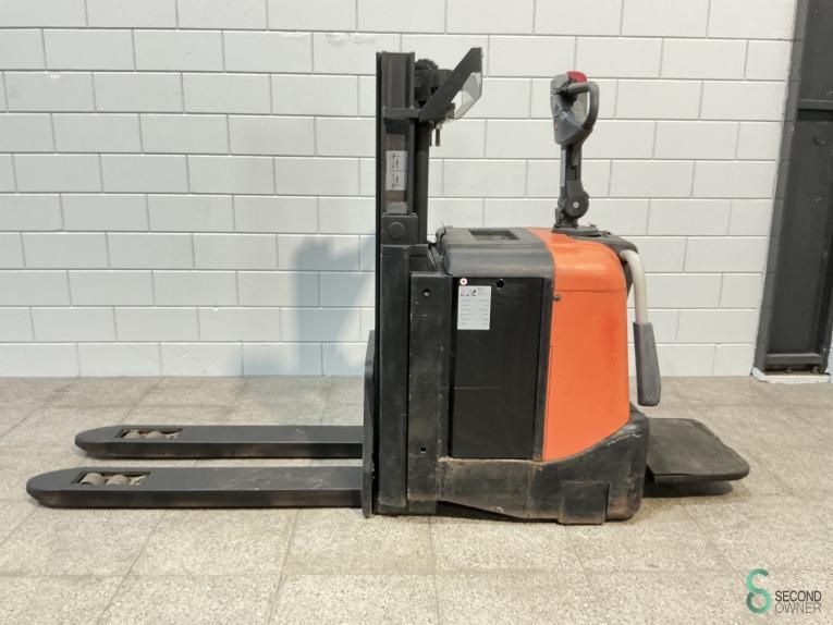 Stackers Electric BT SPE200D 2007