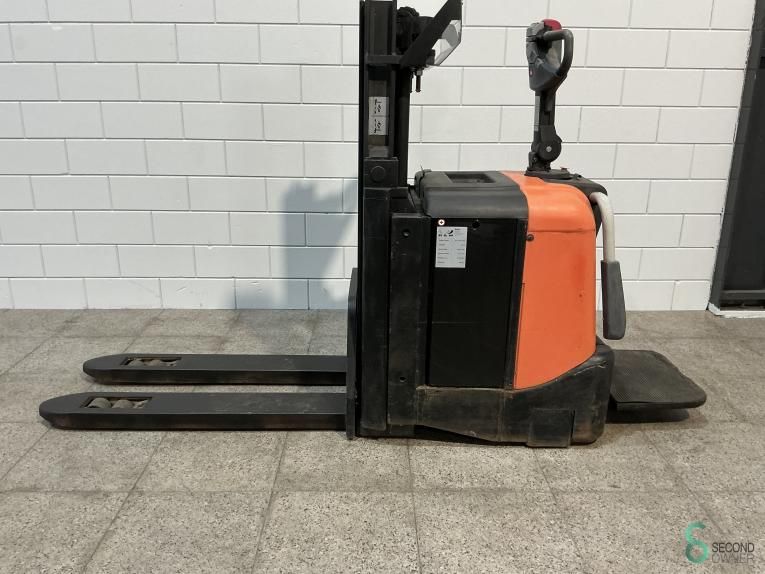 Stackers Electric BT SPE200D 2007