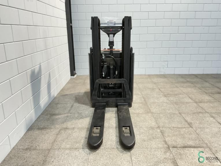 Stackers Electric BT SPE200D 2007