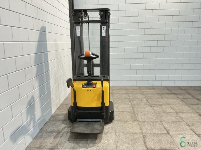 Stackers Electric Papro CS1550