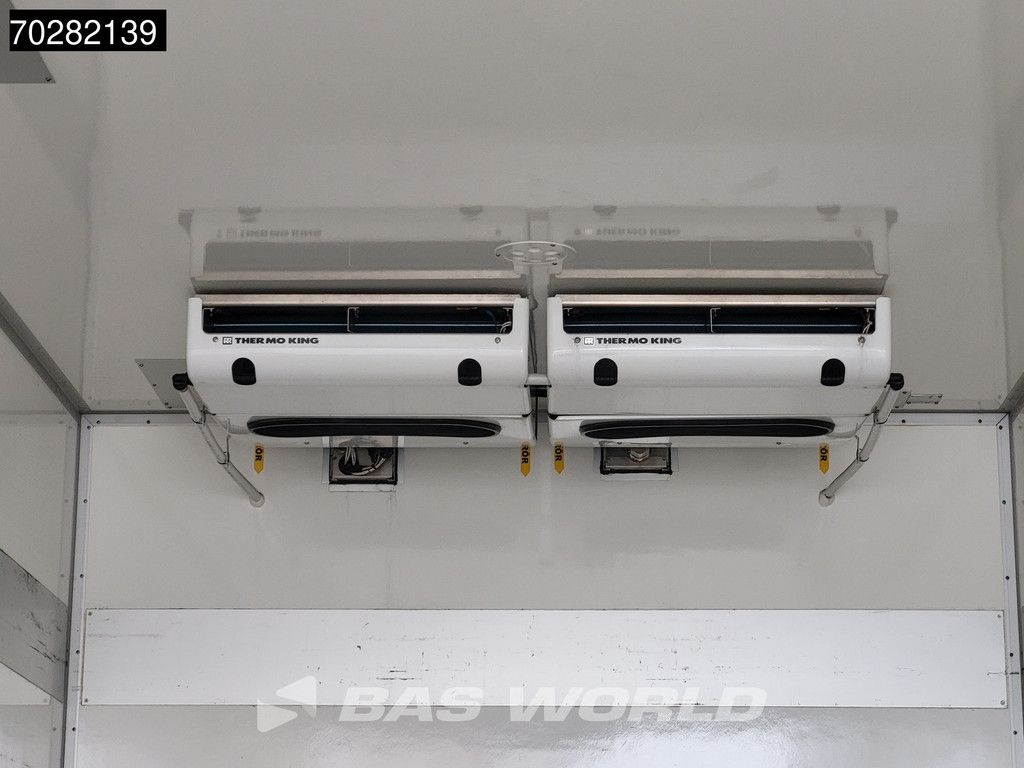 Mercedes Atego Atego 1524 4X2 16tonner Thermo king T-1200R cooler 1500kg Ladebordwand Automatic