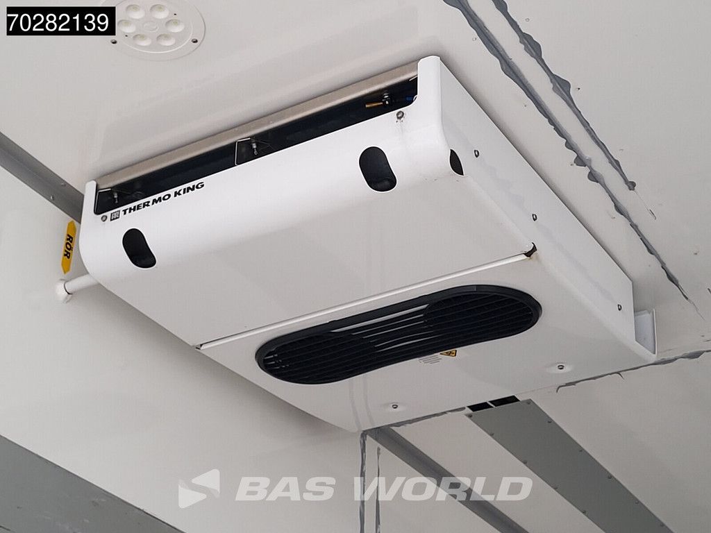 Mercedes Atego Atego 1524 4X2 16tonner Thermo king T-1200R cooler 1500kg Ladebordwand Automatic