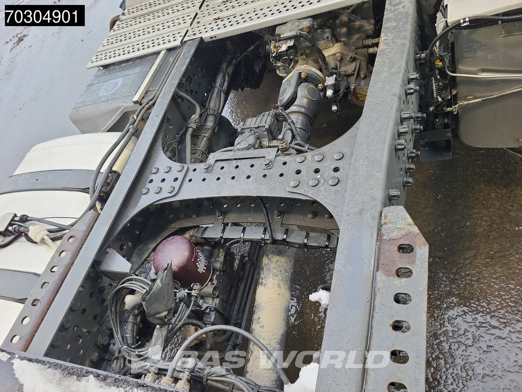 Mercedes Actros 1843 4X2 StreamSpace ADR