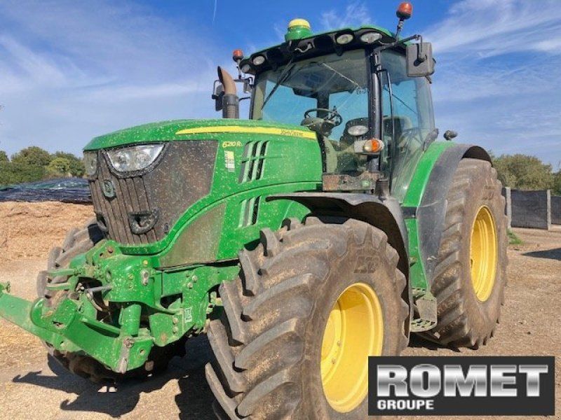 John Deere 6210R