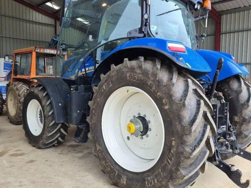 New Holland t 7.245
