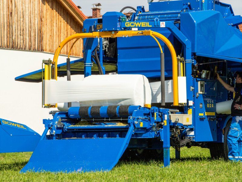 Göweil VARIO-Master V140 Maispresse variable Presskammer Press-Wickelko
