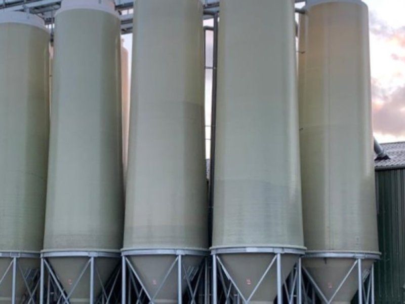 Glattwand-s mit Trichterauslass