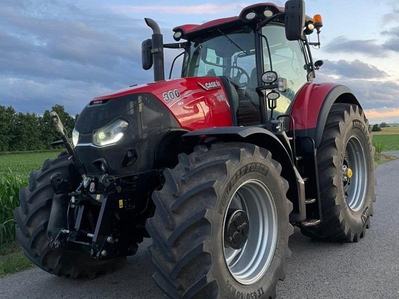 Case IH Optum 300 CVX