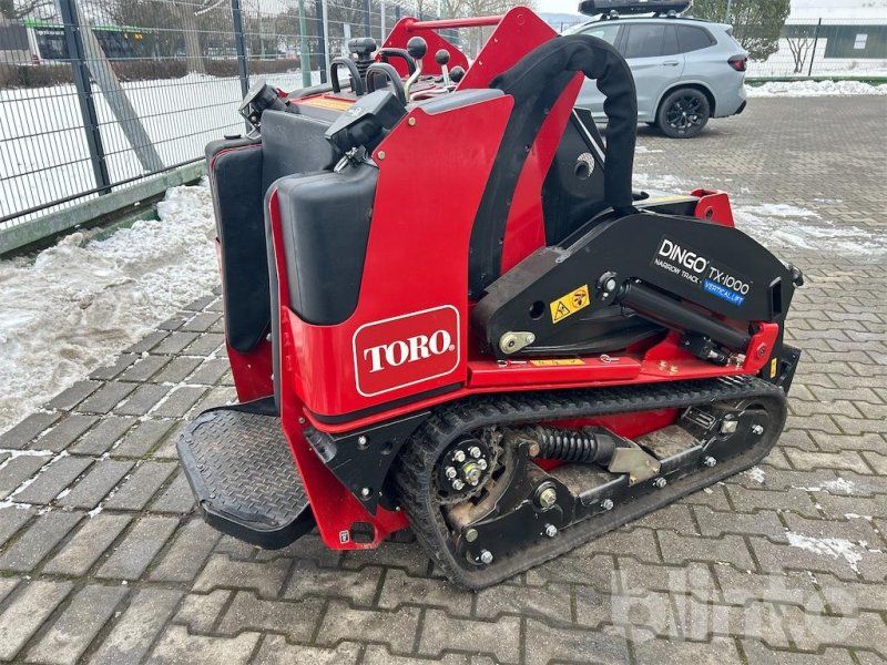 Toro Dingo TX1000