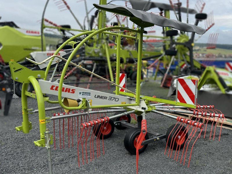 Claas LINER 370 Tandem