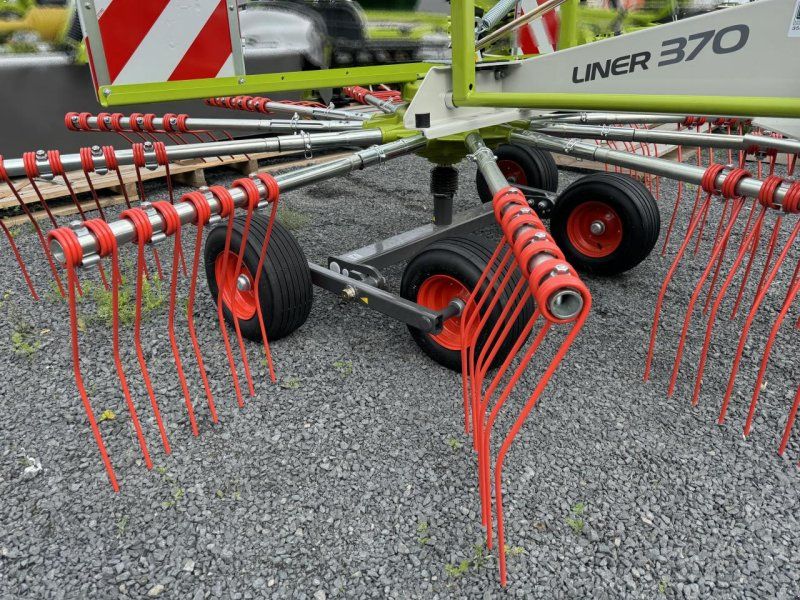 Claas LINER 370 Tandem
