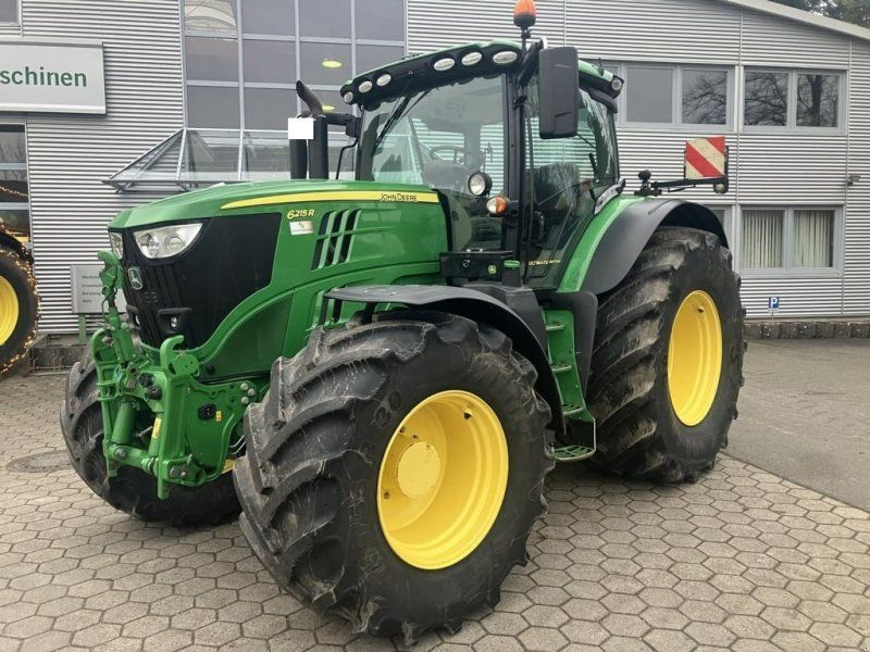 John Deere 6215R