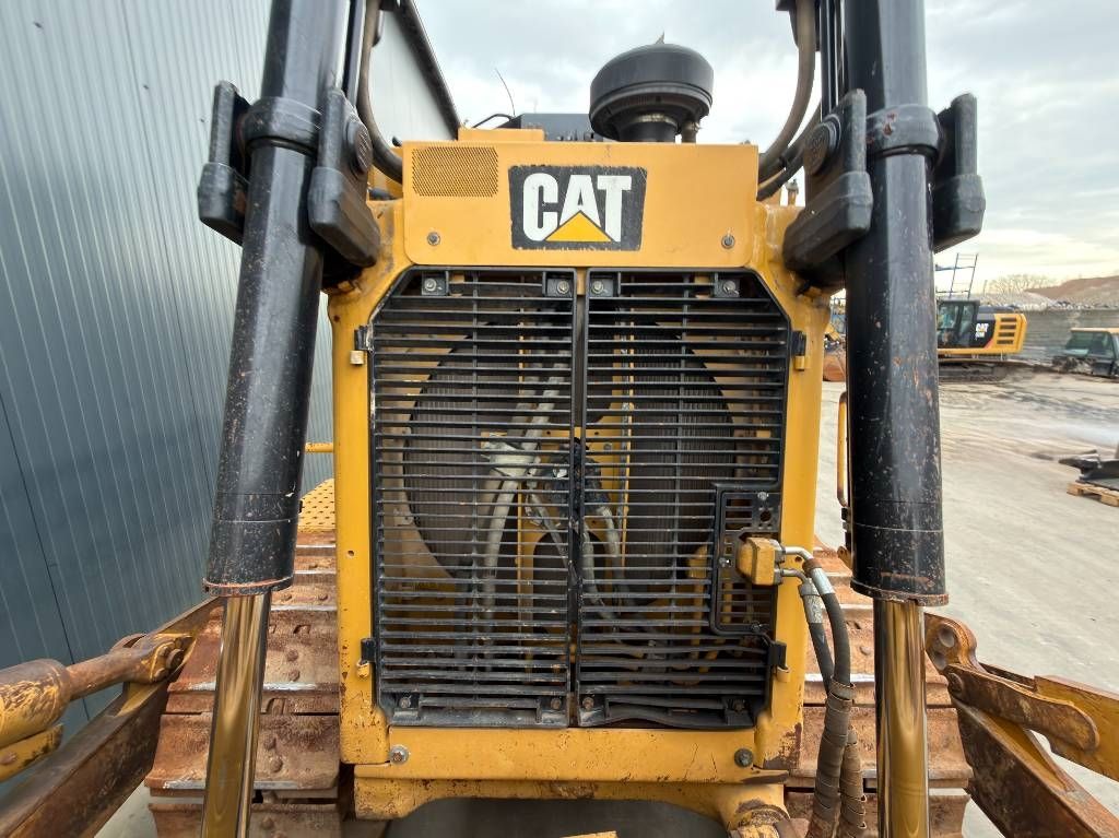 CAT D8T - CE