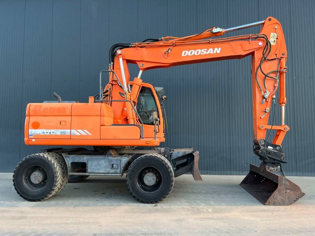 Doosan DX170W