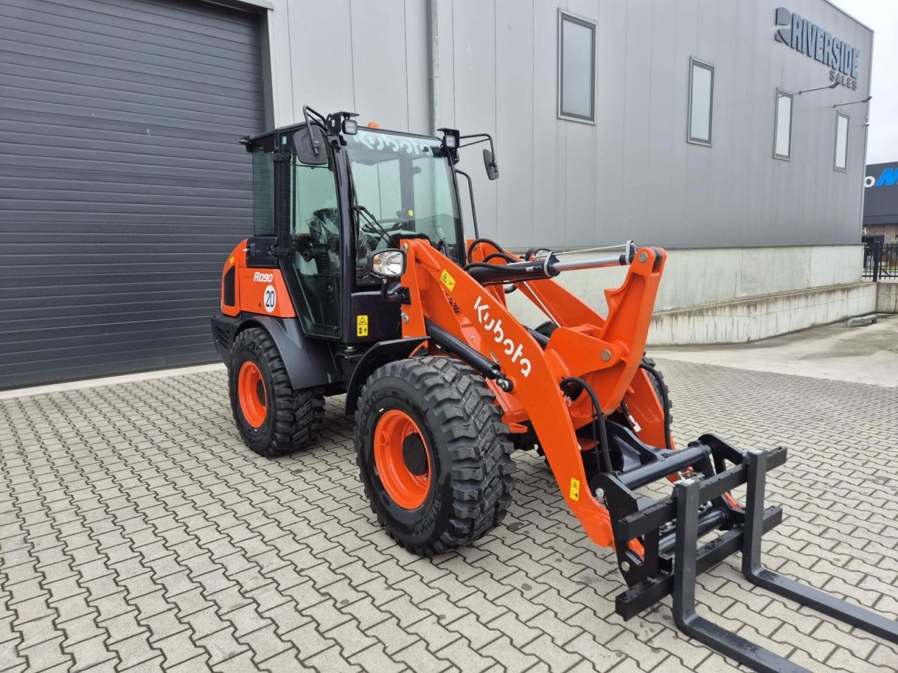 Kubota R090 wiellader - Airco - Snelwissel - Bak en Vork